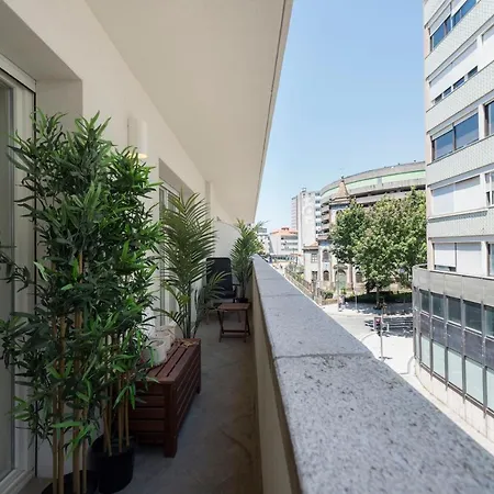 Emporium Deluxe 3br W/ Private Parking By Lovelystay Appartamento *